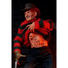 NECA Figura Clothed Freddy Krueger Pesadilla en Elm Street 3 Guerreros del Sueño Articulada 20cm