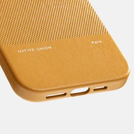 Native Union (Re)Classic Case para iPhone 15 - Funda protectora MagSafe duradera, fabricada con materiales vegetales y reciclados, diseño elegante.