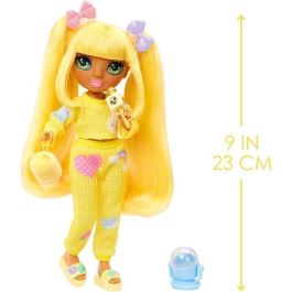 Rainbow High LIT0035051503682 Muñeca de Moda Articulada Junior High Pyjama Party Sunny (Amarillo) 22 cm con Accesorios
