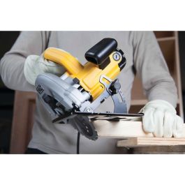DeWALT Sierra Circular Eléctrica de Mano 65 mm 1350 W
