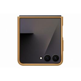 Samsung EF-VF766PAEGWW Funda Kindsuit para Galaxy Flip7 Marrón Camel Monocromo de fácil aplicación