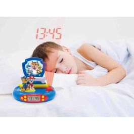 Lexibook Radio Reloj Despertador Proyector Patrulla Canina para niños, proyecta hora e imágenes, radio FM, 4 efectos de sonido, ideal desde 3 años.