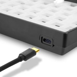 Sharkoon SKILLER SGK50 S3 Teclado Barebone Mecánico 75% USB RGB Hot-swap Negro Gaming