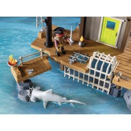 Playmobil Puerto Pirata 71792 Piratas con Cañón, Tesoro Escondido, Jaula y Bote Flotante, Juguete para Niños +4 Años