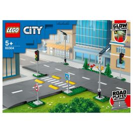 LEGO 60304 Intersección para montar, Juego de Construcción de Ciudades con Paneles y Carreteras para Montar
