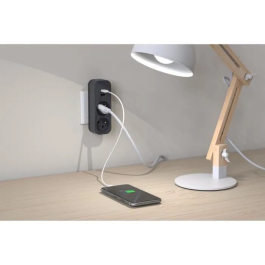 Quarx QUARX 2P 16A Conector con USB-A y USB-C, compatible con NF