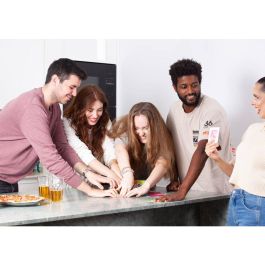 HELLOFUN! Got Ya! Juego de Mesa en Español para +14 años, +3 Jugadores. Adivina Respuestas de tus Amigos