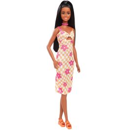 Barbie Fashionista Hyt91 Muñeca Alta con Vestido Midi de Cuadros Naranja y Flores Rosas Precio: 14.49999991. SKU: B17B6DHWAE