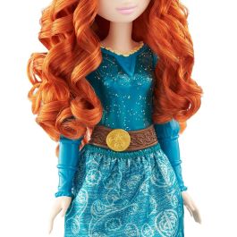 Mattel Hlw13 Muñeca Princesa Mérida Disney Brave Articulada con Vestido Brillante, Zapatos y Tiara - Edad +3 Años
