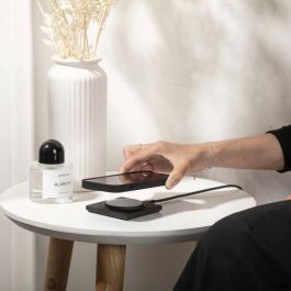 Native Union Drop Magnetic Wireless Charger Black Native Union Drop Magnetic Wireless Charger Black