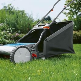 Gardena 330 Classic Segadora helicoidal manual 33cm para césped pequeño, corte sin fricción y silencioso, manillar ergonómico