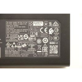 Lenovo Adaptador de Corriente USB-C 100W con Salida de Voltaje Ajustable (20V, 15V, 9V, 5V) y Diseño de 3 Clavijas para Uso Global