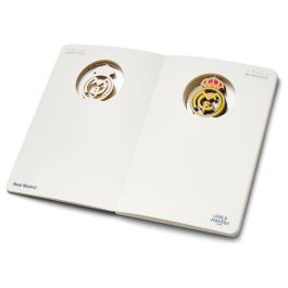 Real Madrid Cuaderno A5 con Escudo en 3D Azul Oficial 120 Hojas Sin Pautar
