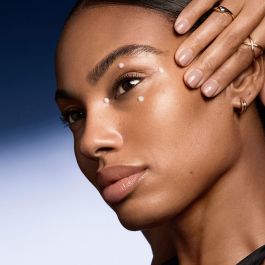 ESTÉE LAUDER Advanced Night Repair Eye Lift + Sculpt Contorno de Ojos Anti-edad para Ojeras y Líneas de Expresión 1 u
