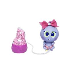 Ksimerito Isabelonga Niu Gen Morado - Muñeca Bebé Interactiva para Adoptar. Tamaño: 15,5x19,5x13,5 cm. A partir de 3 Años.