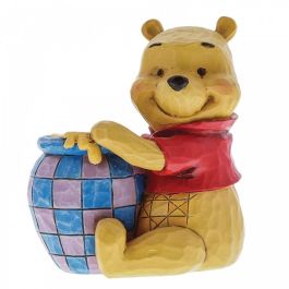 Enesco Mini Figura Disney Winnie The Pooh con Tarro de Miel - Inspirado en Película Clásica