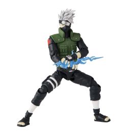 Bandai Figura Naruto Kakashi Dragon Ball 36903 con más de 20 puntos de articulación y alto nivel de detalle