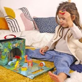 Safari Playhouse - PLANeTE BOIS - FSC - 10 piezas - Juego infantil - A partir de 18 meses Safari Playhouse - PLANeTE BOIS - FSC - 10 piezas - Juego infantil - A partir de 18 meses