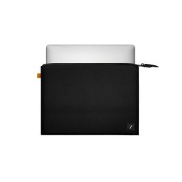 Native Union Funda Protectora Ajustada Stow Lite para MacBook 13" Negra de Textil Reciclado Resistente y Cuero, Repelente al Agua