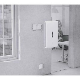Ubiquiti UniFi Cloud Gateway con AP WiFi 6 Integrado, Switch PoE, CPU Quad-Core, 4GB RAM y Soporte UniFi para Pared