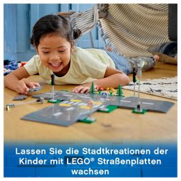 LEGO 60304 Intersección para montar, Juego de Construcción de Ciudades con Paneles y Carreteras para Montar