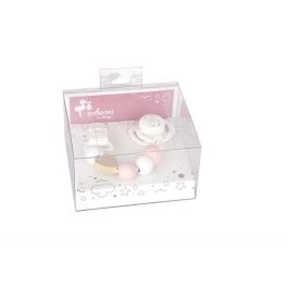 Muñecas Arias Set chupete c/cadena de piezas de madera y pinza blanca Precio: 6.59000001. SKU: B1GYKT45MT
