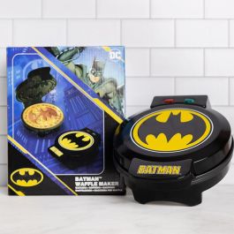 Uncanny Brands Gofrera Batman con Logo del Murciélago - Máquina para Hacer Gofres Temáticos