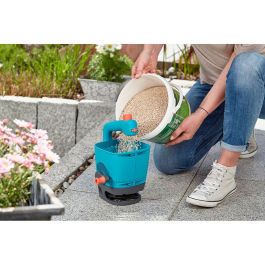 Gardena Esparcidor de Semillas Manual Ergonómico 0,5m-4m de Ancho, Capacidad 1-2kg