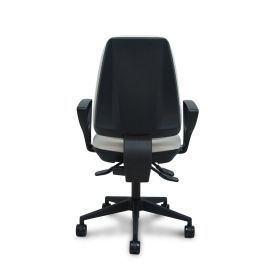 PIQUERAS Y CRESPO Silla Elche asincro bali blanco brazos fijos base piramidal ruedas de nailon de 65mm PIQUERAS Y CRESPO Silla Elche asincro bali blanco brazos fijos base piramidal ruedas de nailon de 65mm