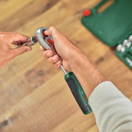 Bosch BOS4053423254143 Juego de 25 llaves de carraca de 1/2", par de torsión hasta 768 Nm, botón de bloqueo, agarre suave, estuche