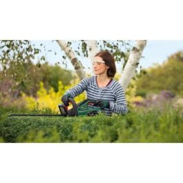 Cortasetos inalámbrico UniversalHedge Cut 18-55 con 2 baterías Bosch Cortasetos inalámbrico UniversalHedge Cut 18-55 con 2 baterías Bosch