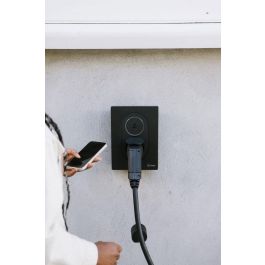 Zaptec Go Cargador de Pared para Vehículo Eléctrico 22kW Negro Asfalto Universal WiFi/4G, el más seguro y fácil de instalar