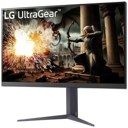 LG 32GRS75Q-B Monitor Gaming UltraGear 31.5" QHD IPS 180Hz 1ms (GtG) FreeSync G-SYNC HDR400
