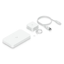 Ubiquiti Gateway Gestionado con Switch 4 Puertos 2.5 GbE LAN PoE+ | WAN 10G SFP+ | WAN 10 GbE RJ45 | LAN 10G SFP+ Ubiquiti Gateway Gestionado con Switch 4 Puertos 2.5 GbE LAN PoE+ | WAN 10G SFP+ | WAN 10 GbE RJ45 | LAN 10G SFP+