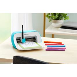 Cricut Joy 2007992 - Máquina de corte electrónica, compatible con Android, iOS, Windows y Mac, corte máximo 11.4 cm x 16.5 cm, Bluetooth, azul y blanco Cricut Joy 2007992 - Máquina de corte electrónica, compatible con Android, iOS, Windows y Mac, corte máximo 11.4 cm x 16.5 cm, Bluetooth, azul y blanco