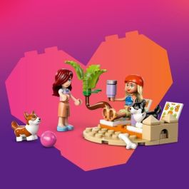 LEGO 42641 Friends Mascotas Surferas y Aventura sobre Ruedas, Set de Construcción de Playa con Corgis y 2 Minipersonajes, Juguete para Niños +6 años