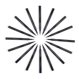 Elizabeth Arden BEAUTIFUL COLOR Delineador Líquido Punta Fieltro Negro. Definición Intensa, Larga Duración 24 Horas, Secado Rápido, Resistente al Agua 1,2 ml