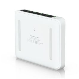 Ubiquiti Switch de 5 Puertos 2.5GbE RJ45, 25 Gbps, Alimentación PoE, Compacto