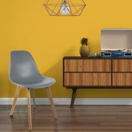 Home Deco Factory Silla STOCKHOLM Diseño Escandinavo Patas Madera Asiento Plástico Gris 45,8x51,4 cm H84,6 cm