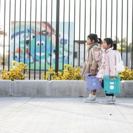 Targus Funda Infantil Antimicrobiana DefenseGuard Protección Caídas 1.8m Asa/Soporte para iPad Air 11" M2, 10.9" (5ª/4ª gen) y iPad Pro 11" (4ª-1ª gen) Morada Targus Funda Infantil Antimicrobiana DefenseGuard Protección Caídas 1.8m Asa/Soporte para iPad Air 11" M2, 10.9" (5ª/4ª gen) y iPad Pro 11" (4ª-1ª gen) Morada