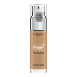 L'Oréal Paris #7.D/W Base de Maquillaje Accord Parfait Ácido Hialurónico + Panthenol Piel Suave y Rellena 30 ml