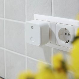 Yale Puente WiFi para acceso remoto 05/401C00/WH con Asistente de Voz Enchufe de 2 pines