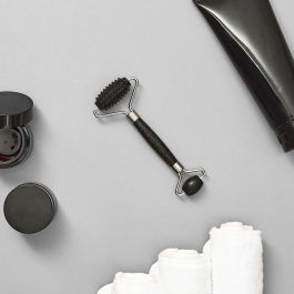 Cosmetic Club Masajeador Facial Jade Negro con Doble Rodillo Liso y con Bultos para Reafirmar y Alisar Todo Tipo de Piel