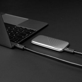 Lindy 2m Thunderbolt 4 Cable, 40Gbps, active Lindy 2m Thunderbolt 4 Cable, 40Gbps, active
