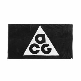 Toalla deportiva Nike ACG Blanco Negro 145 x 80 cm Precio: 61.49999966. SKU: B14XGW8PT4