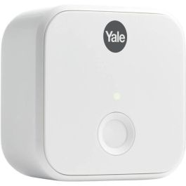Yale 05/401C00/WH Puente WiFi Connect para acceso remoto - Enchufe de 2 pines - Compatible con Asistente de Voz
